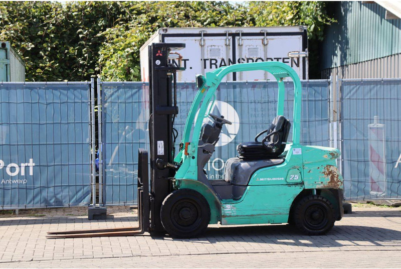 Mitsubishi FD25N - Dieselstapler: das Bild 1 Mitsubishi FD25N - Dieselstapler: das Bild 1