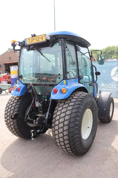 New Holland Boomer 50 - Traktor: das Bild 5 New Holland Boomer 50 - Traktor: das Bild 5
