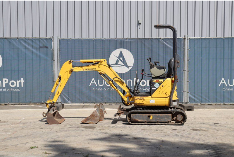 New Holland E9SR - Minibagger: das Bild 2 New Holland E9SR - Minibagger: das Bild 2