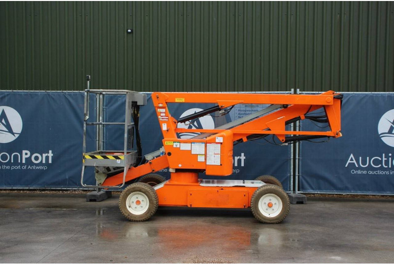 Niftylift HR12NE - Gelenkarmbühne: das Bild 2 Niftylift HR12NE - Gelenkarmbühne: das Bild 2
