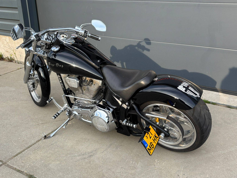 Onbekend Mastiff - Motorrad: das Bild 2 Onbekend Mastiff - Motorrad: das Bild 2