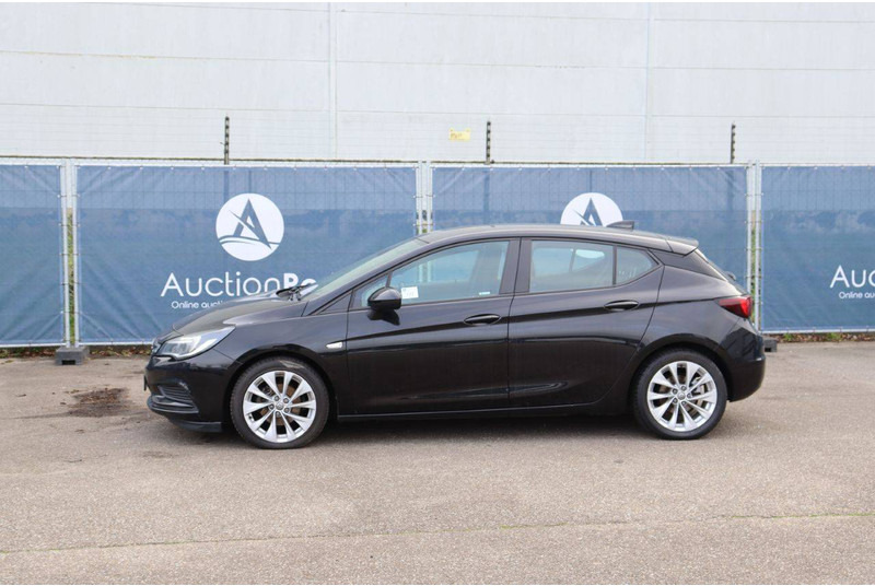 Opel Astra - Limousine: das Bild 1 Opel Astra - Limousine: das Bild 1