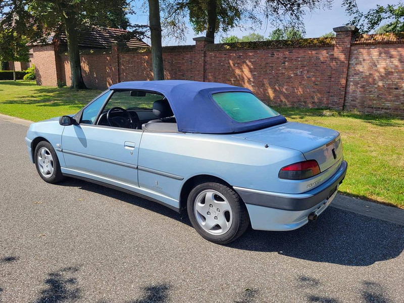 Peugeot 306 Cabriolet 1.6 Automatic - Limousine: das Bild 3 Peugeot 306 Cabriolet 1.6 Automatic - Limousine: das Bild 3