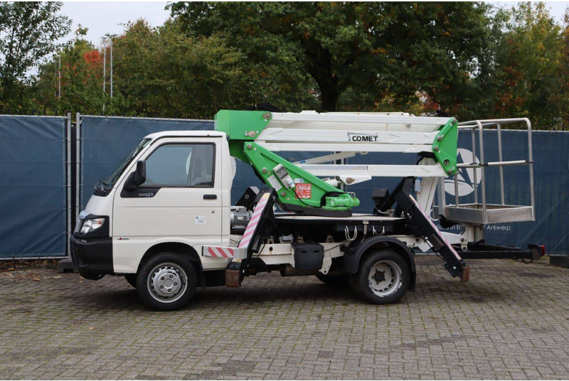 Piaggio Porter Maxxi - LKW mit Arbeitsbühne: das Bild 1 Piaggio Porter Maxxi - LKW mit Arbeitsbühne: das Bild 1