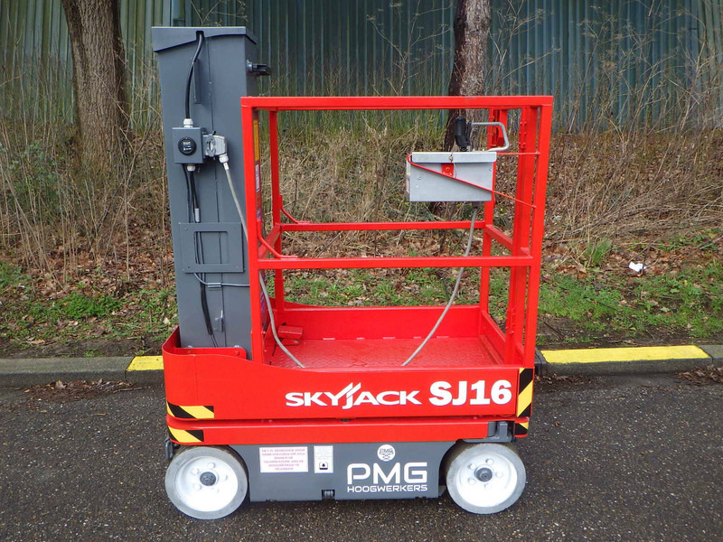 Skyjack SJ16 - Arbeitsbühne: das Bild 1 Skyjack SJ16 - Arbeitsbühne: das Bild 1
