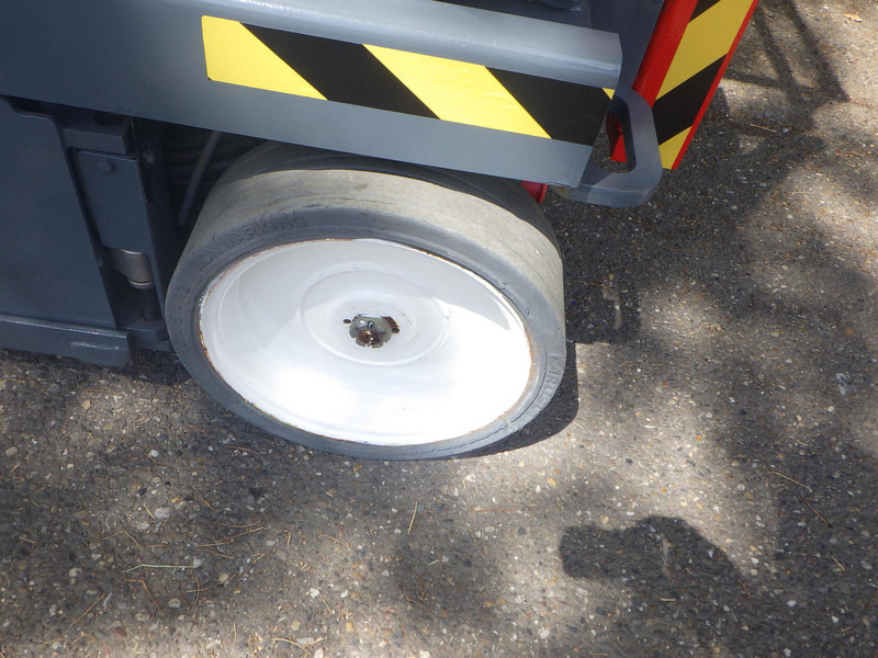 Skyjack SJ3226 - Scherenbühne: das Bild 4 Skyjack SJ3226 - Scherenbühne: das Bild 4