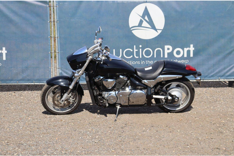 Suzuki VZ1500 - Motorrad: das Bild 1 Suzuki VZ1500 - Motorrad: das Bild 1