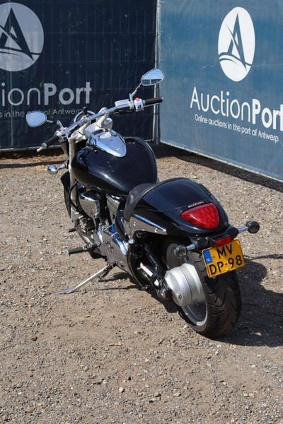 Suzuki VZ1500 - Motorrad: das Bild 4 Suzuki VZ1500 - Motorrad: das Bild 4