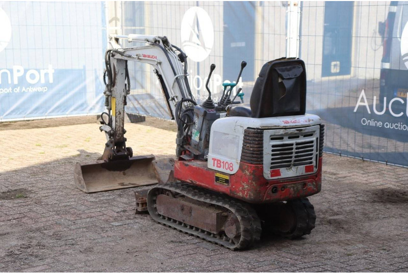 Takeuchi TB108 - Minibagger: das Bild 4 Takeuchi TB108 - Minibagger: das Bild 4