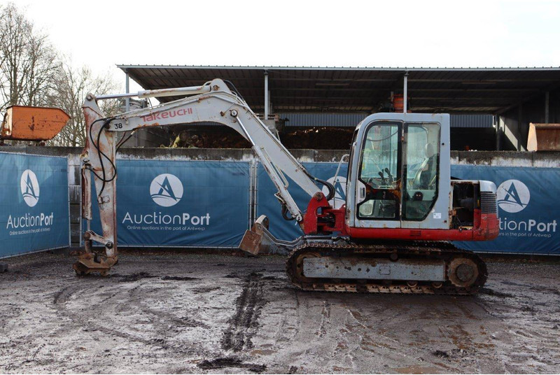 Takeuchi TB175 - Kettenbagger: das Bild 2 Takeuchi TB175 - Kettenbagger: das Bild 2