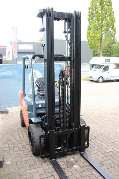 Dieselstapler Toyota 02-8FDF30: das Bild 6