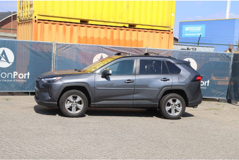 Toyota RAV4 XLE AWD - Limousine: das Bild 1 Toyota RAV4 XLE AWD - Limousine: das Bild 1