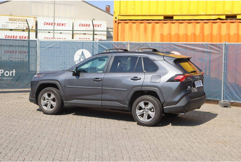 Toyota RAV4 XLE AWD - Limousine: das Bild 3 Toyota RAV4 XLE AWD - Limousine: das Bild 3