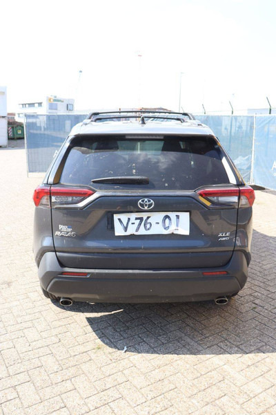 Toyota RAV4 XLE AWD - Limousine: das Bild 5 Toyota RAV4 XLE AWD - Limousine: das Bild 5
