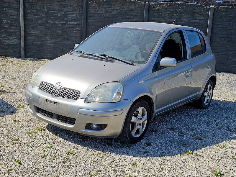 Toyota Yaris (I - update) 1.0 16v VVT-i - Limousine: das Bild 1 Toyota Yaris (I - update) 1.0 16v VVT-i - Limousine: das Bild 1