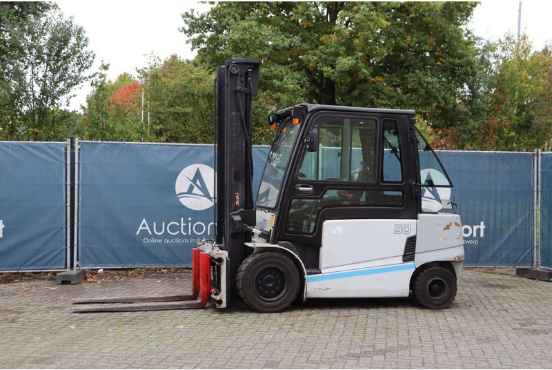 UniCarriers HX 50 - Elektrostapler: das Bild 1 UniCarriers HX 50 - Elektrostapler: das Bild 1