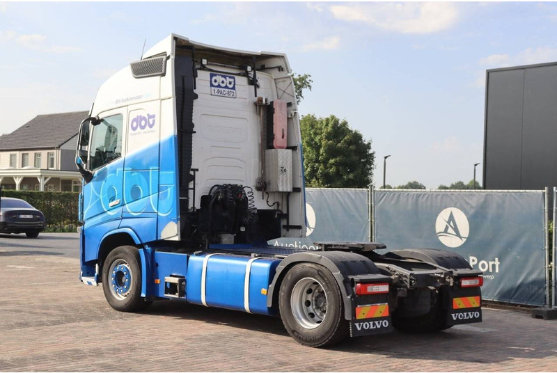 Volvo FH - Fahrgestell LKW: das Bild 4 Volvo FH - Fahrgestell LKW: das Bild 4