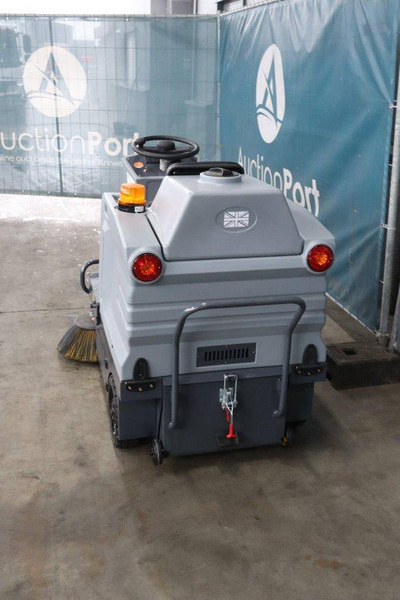 Westfield S1250 - Kehrmaschine: das Bild 4 Westfield S1250 - Kehrmaschine: das Bild 4