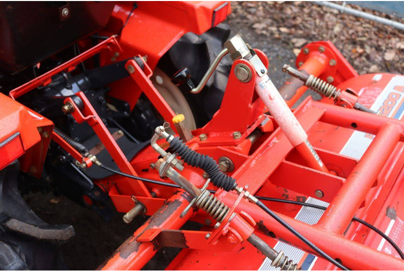 Traktor Yanmar Ke-3: das Bild 18 Traktor Yanmar Ke-3: das Bild 18