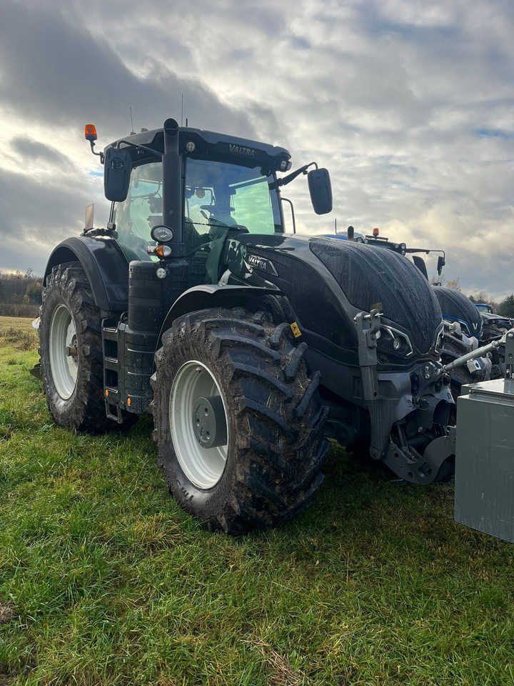 VALTRA S394 - Traktor: das Bild 1 VALTRA S394 - Traktor: das Bild 1