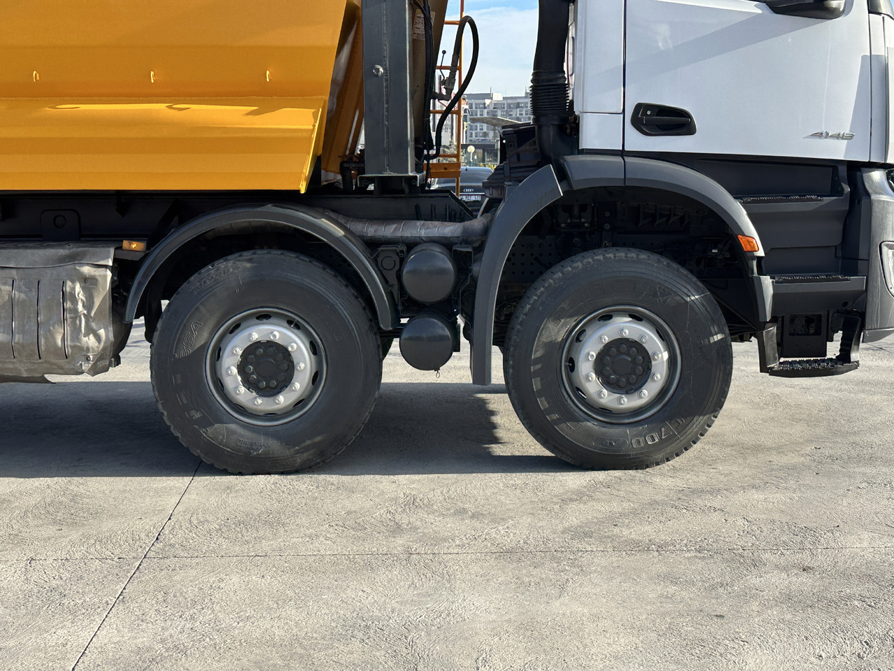 Kipper MERCEDES 2021 MERCEDES AROCS  4142/AUTO-AC-EURO6-8X4 HARDOX TIPPER: das Bild 23