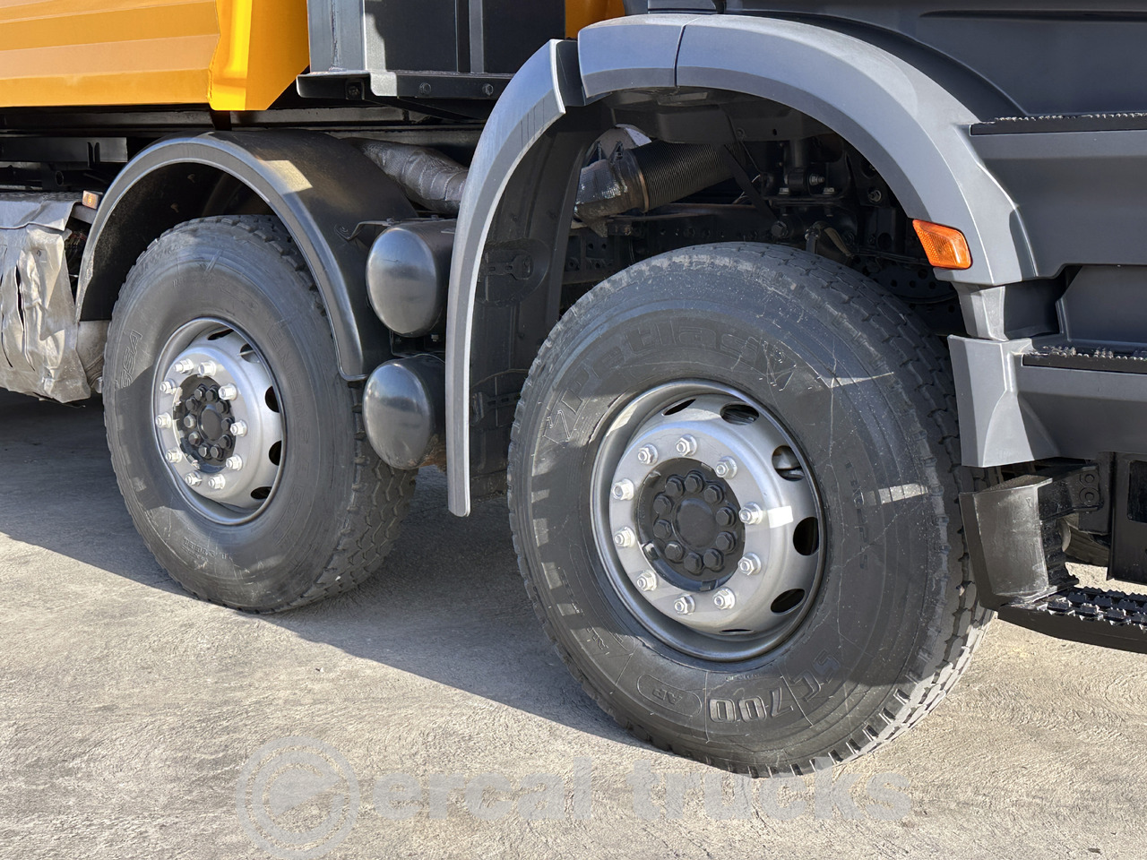 Kipper MERCEDES 2021 MERCEDES AROCS  4142/AUTO-AC-EURO6-8X4 HARDOX TIPPER: das Bild 17