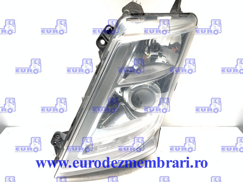 FAR STANGA VOLVO FH4 22239247 - Hauptscheinwerfer für LKW: das Bild 1 FAR STANGA VOLVO FH4 22239247 - Hauptscheinwerfer für LKW: das Bild 1