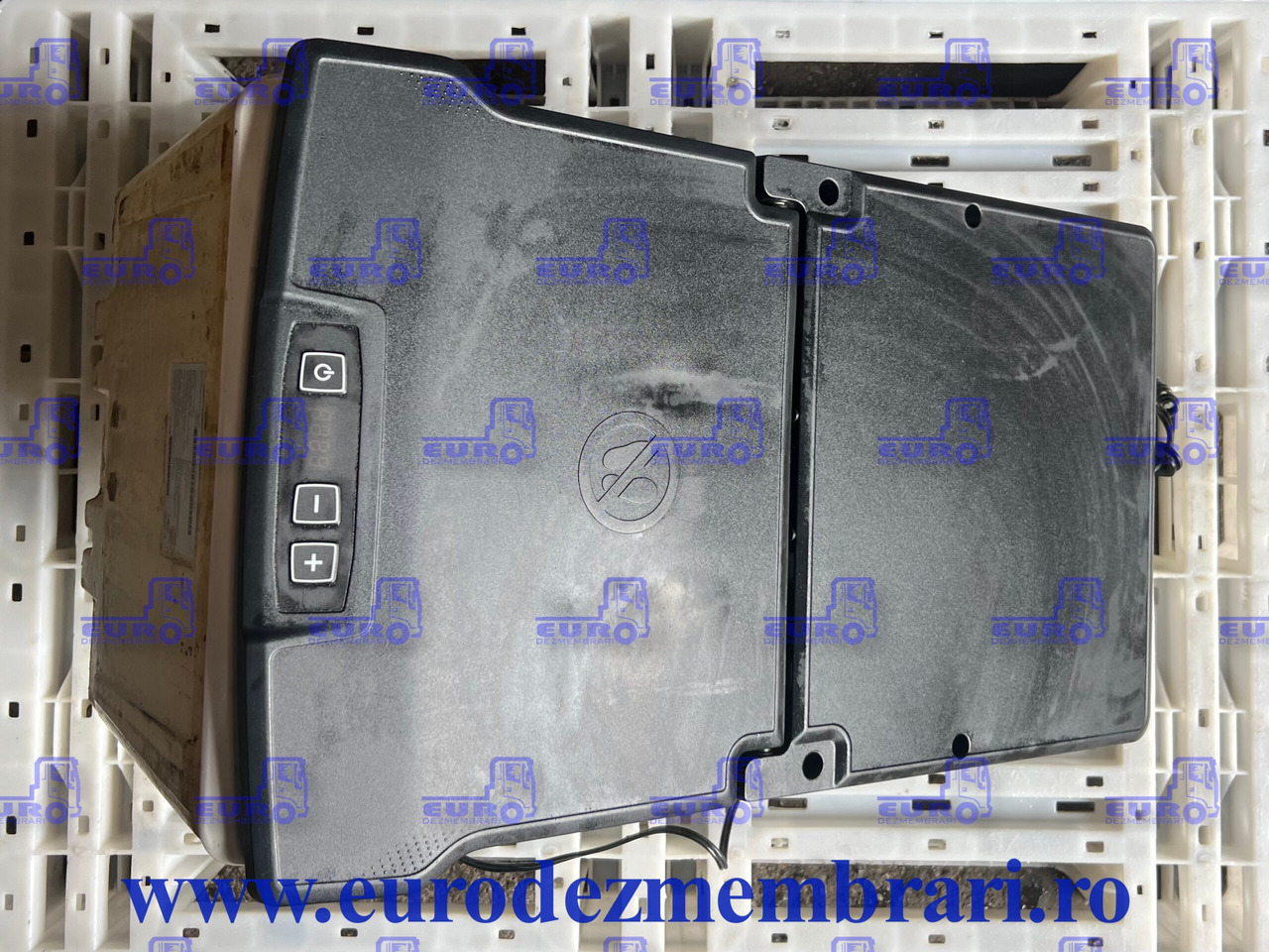 FRIGIDER MAN TGX TG2 81.63910.6109 - Fahrerhaus und Interieur für LKW: das Bild 1 FRIGIDER MAN TGX TG2 81.63910.6109 - Fahrerhaus und Interieur für LKW: das Bild 1