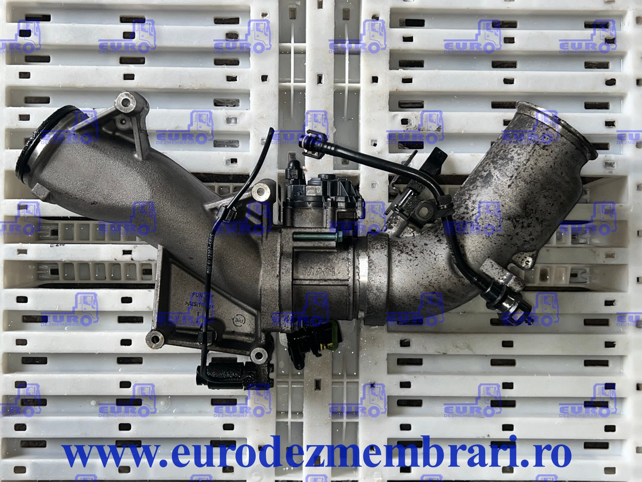 GALERIE ADMISIE + CLAPETA ACCELERATIE MAN TGX D3876 51.09413.7018, 51.09412.0323, 51.09412.0718, 51.26803.0055, 51.25902.0154, 51.25902.0081 - Ansaugkrümmer für LKW: das Bild 2 GALERIE ADMISIE + CLAPETA ACCELERATIE MAN TGX D3876 51.09413.7018, 51.09412.0323, 51.09412.0718, 51.26803.0055, 51.25902.0154, 51.25902.0081 - Ansaugkrümmer für LKW: das Bild 2