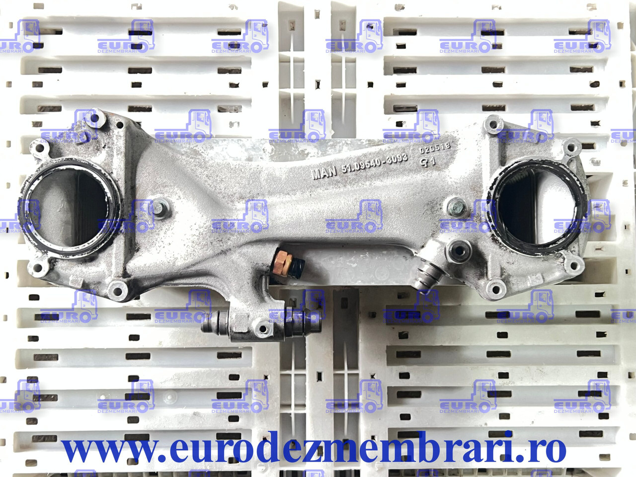 INTERCOOLER INALTA PRESIUNE MAN TGX D3876 51.09500.7181 51.09500.7194 51.09500.7189 - Kühler für LKW: das Bild 2 INTERCOOLER INALTA PRESIUNE MAN TGX D3876 51.09500.7181 51.09500.7194 51.09500.7189 - Kühler für LKW: das Bild 2