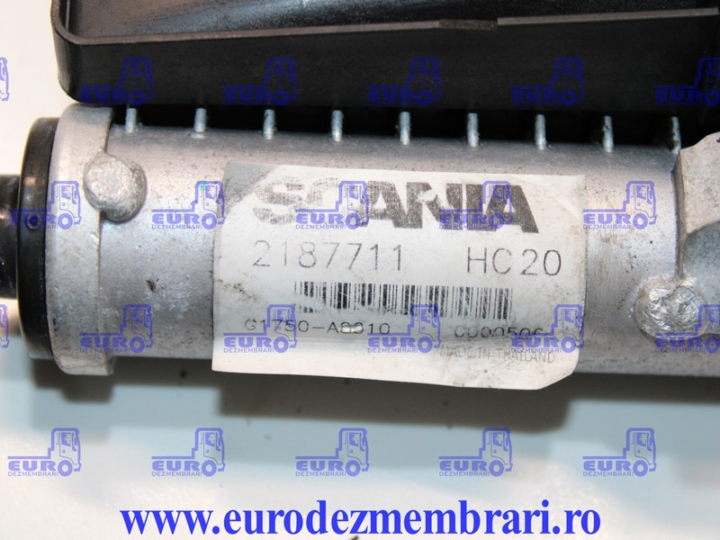 RADIATOR + VENTILATOR AER CONDITIONAT SCANIA NGS 2187711, 2824478 - Kühler für LKW: das Bild 3 RADIATOR + VENTILATOR AER CONDITIONAT SCANIA NGS 2187711, 2824478 - Kühler für LKW: das Bild 3