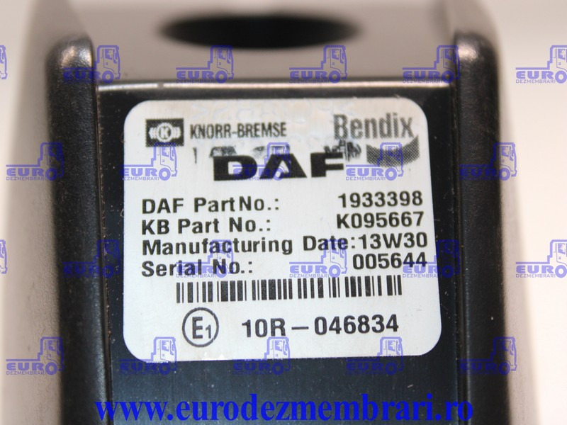 SENZOR RADAR DAF XF106 1933398, K095667 - Sensor für LKW: das Bild 4 SENZOR RADAR DAF XF106 1933398, K095667 - Sensor für LKW: das Bild 4