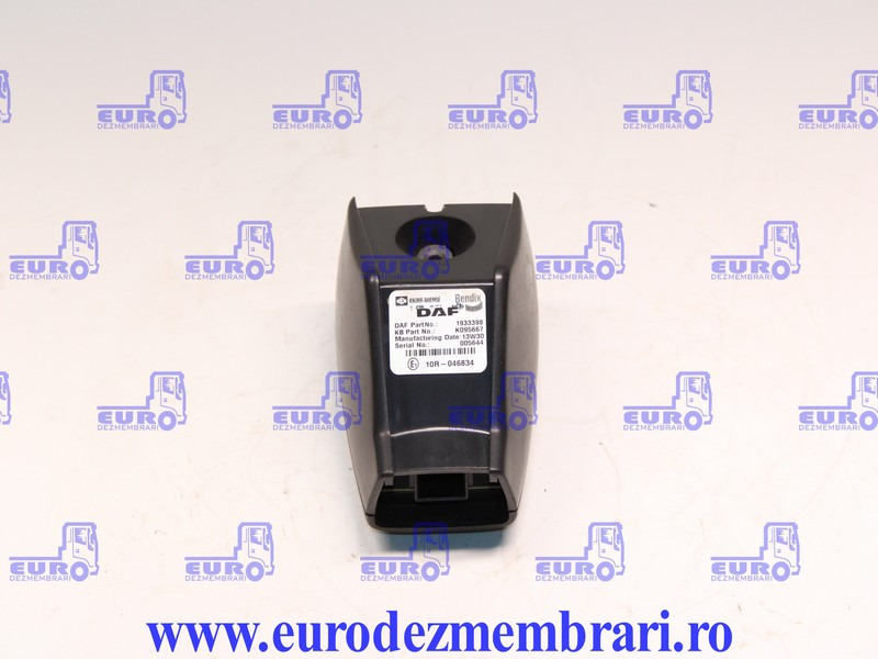 SENZOR RADAR DAF XF106 1933398, K095667 - Sensor für LKW: das Bild 1 SENZOR RADAR DAF XF106 1933398, K095667 - Sensor für LKW: das Bild 1