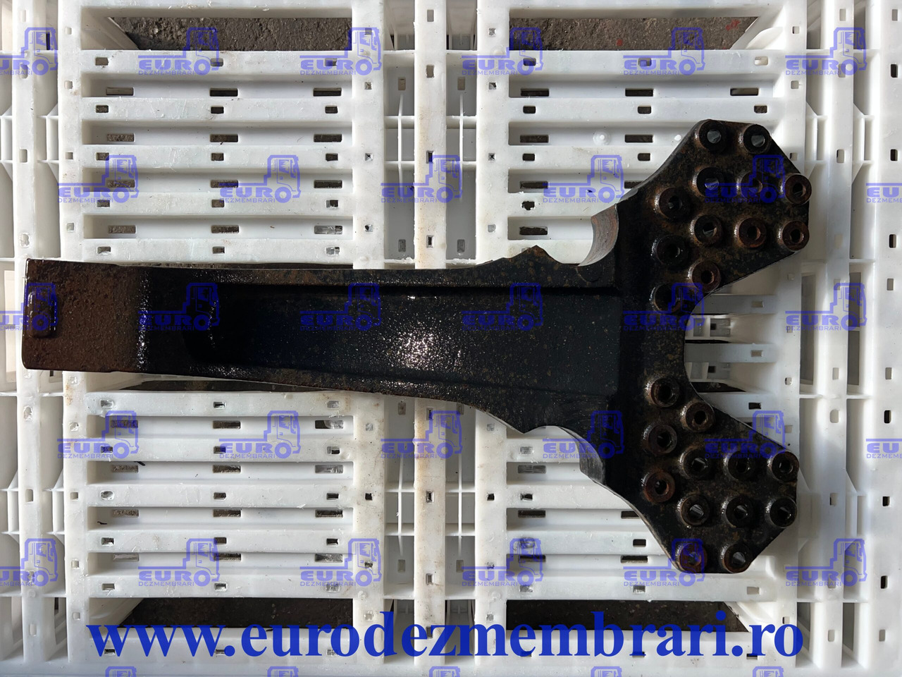 SUPORT SPATE MAN TGS 81.43215.3050 - Rahmen/ Chassis für LKW: das Bild 2 SUPORT SPATE MAN TGS 81.43215.3050 - Rahmen/ Chassis für LKW: das Bild 2