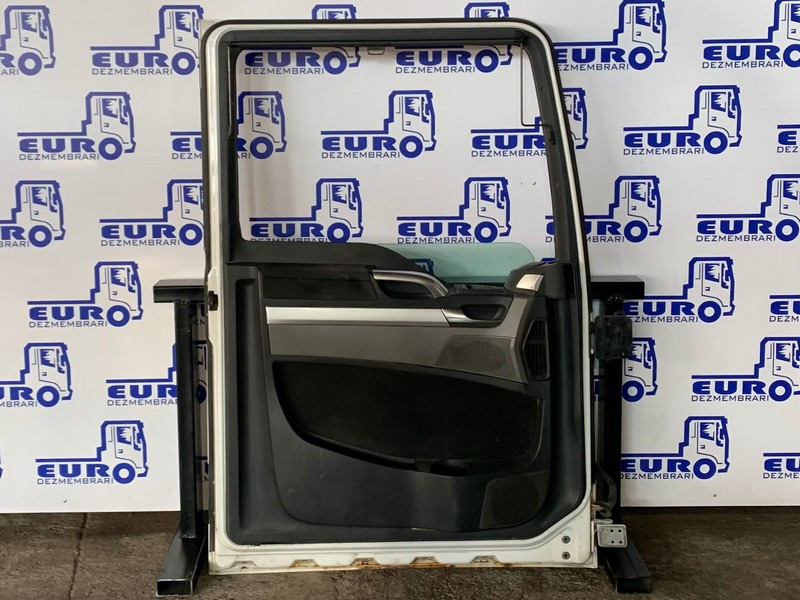 USA STANGA MAN TGX - Tür und Teile für LKW: das Bild 2 USA STANGA MAN TGX - Tür und Teile für LKW: das Bild 2
