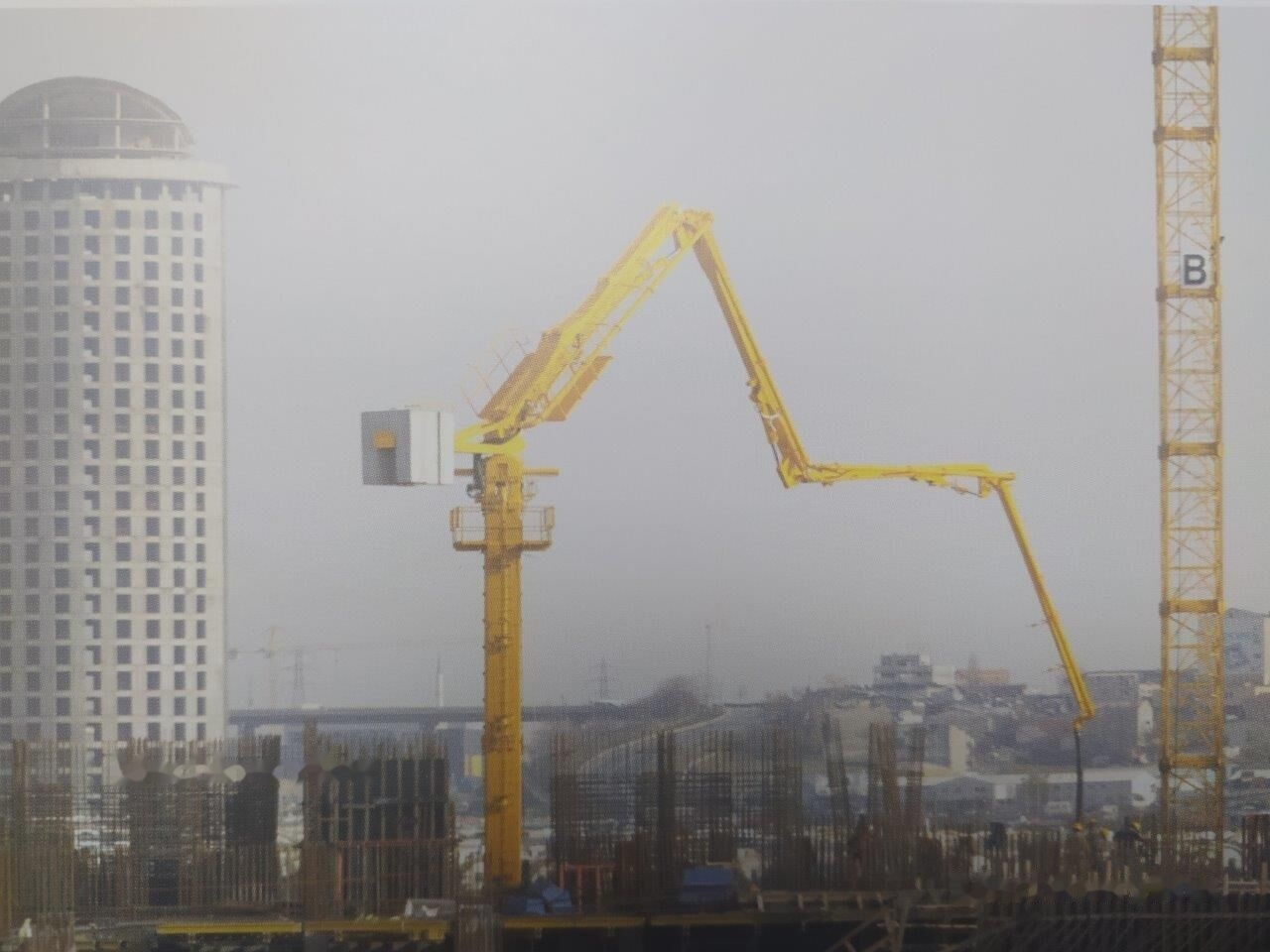 Betonstar M33ZT - Stationäre Betonpumpe: das Bild 1 Betonstar M33ZT - Stationäre Betonpumpe: das Bild 1