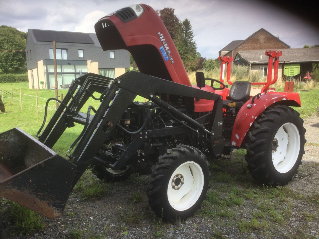 Jinma 454 - Traktor: das Bild 2 Jinma 454 - Traktor: das Bild 2