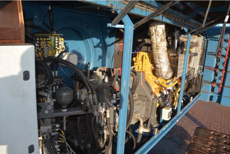 Raupenkran Sennebogen 3300 LUFFING JIB: das Bild 13