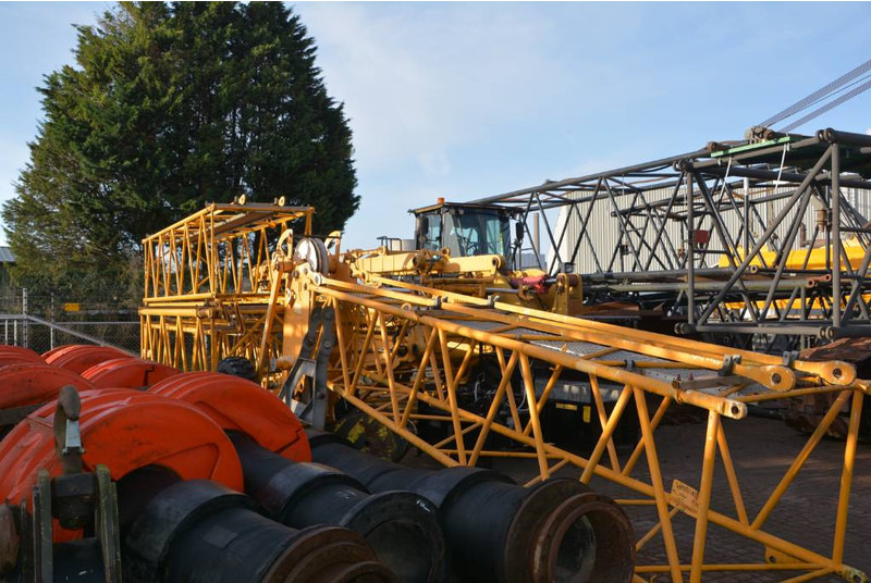 Raupenkran Sennebogen 3300 LUFFING JIB: das Bild 20
