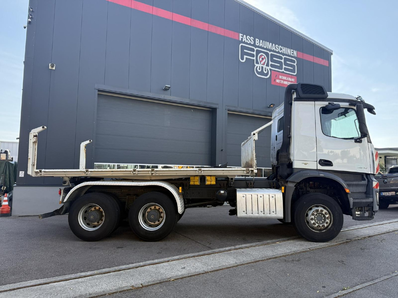 Mercedes Benz Mercedes-Benz Arocs 2642 K 6x4 | Meiller Kipper - Andere Technik: das Bild 5 Mercedes Benz Mercedes-Benz Arocs 2642 K 6x4 | Meiller Kipper - Andere Technik: das Bild 5