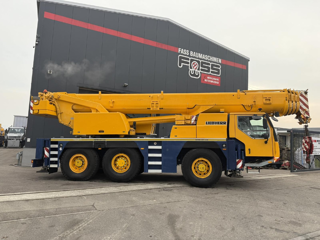 Liebherr LTM 1055-3.1 (06 - 055 996) | 6 x 6 - Mobilkran: das Bild 5 Liebherr LTM 1055-3.1 (06 - 055 996) | 6 x 6 - Mobilkran: das Bild 5