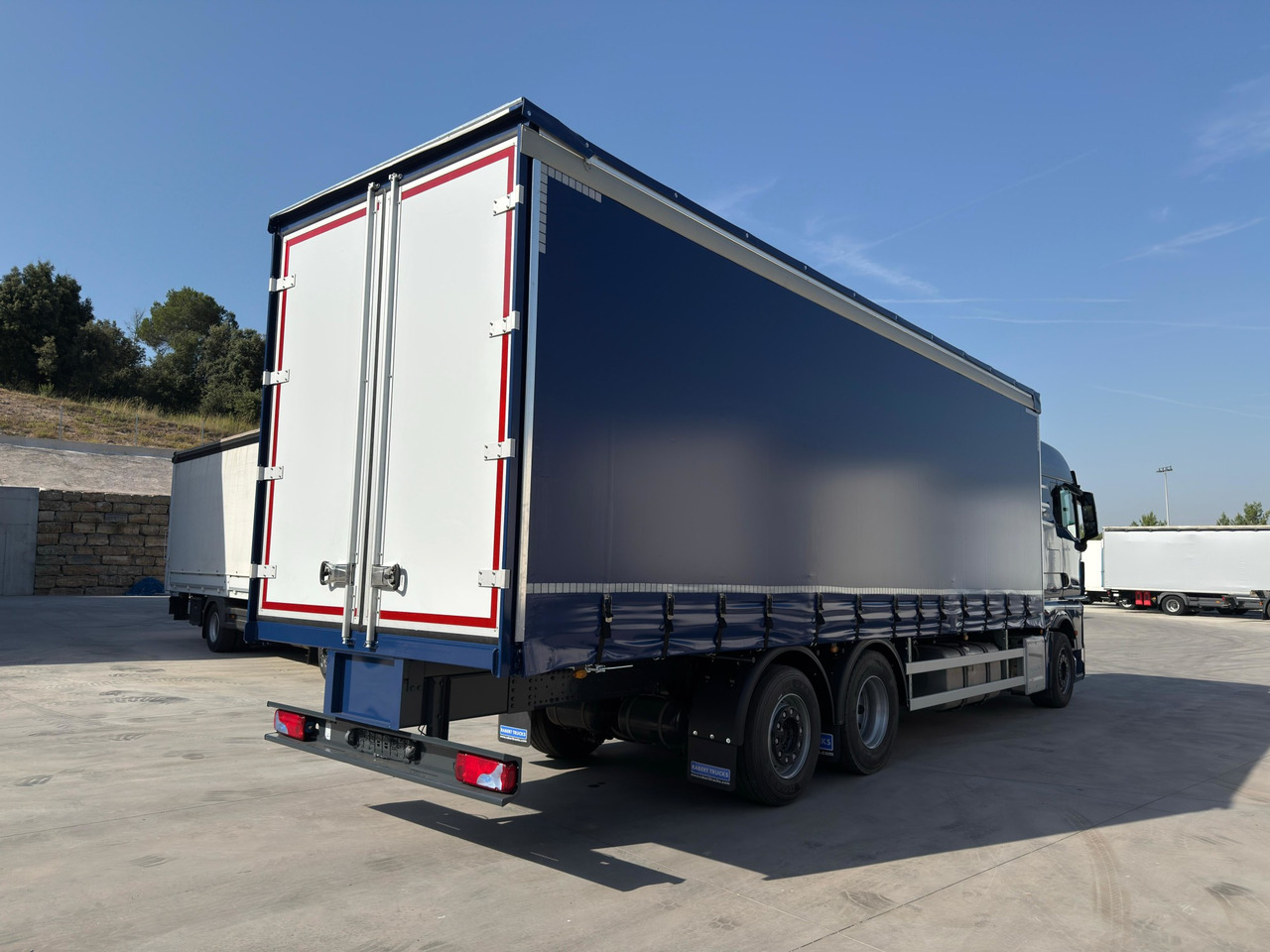 MAN 26.510 TGX E6 (Tauliner) - Plane LKW: das Bild 4 MAN 26.510 TGX E6 (Tauliner) - Plane LKW: das Bild 4