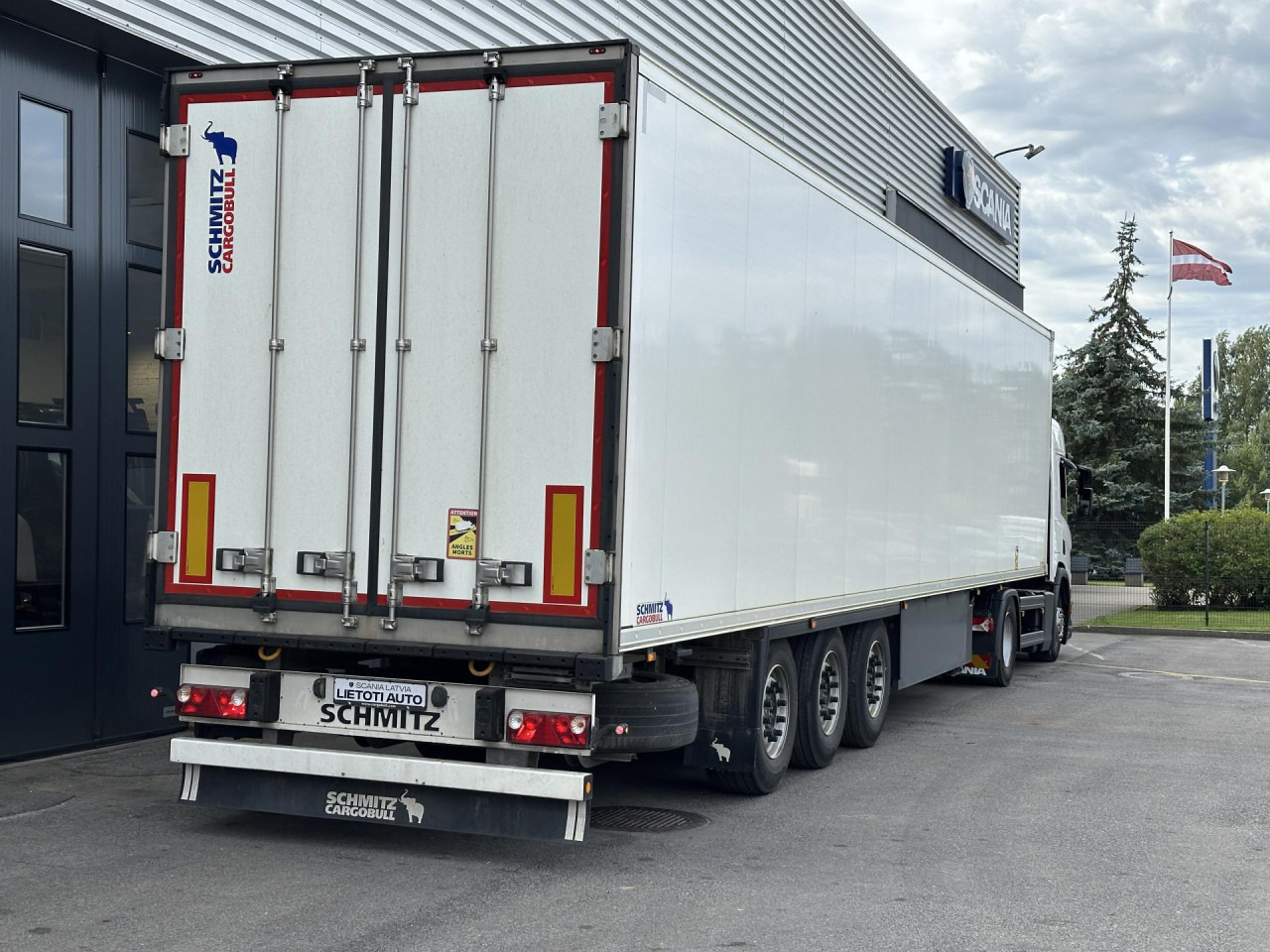 SCHMITZ SKO 24 - Kühlkoffer Auflieger: das Bild 5 SCHMITZ SKO 24 - Kühlkoffer Auflieger: das Bild 5