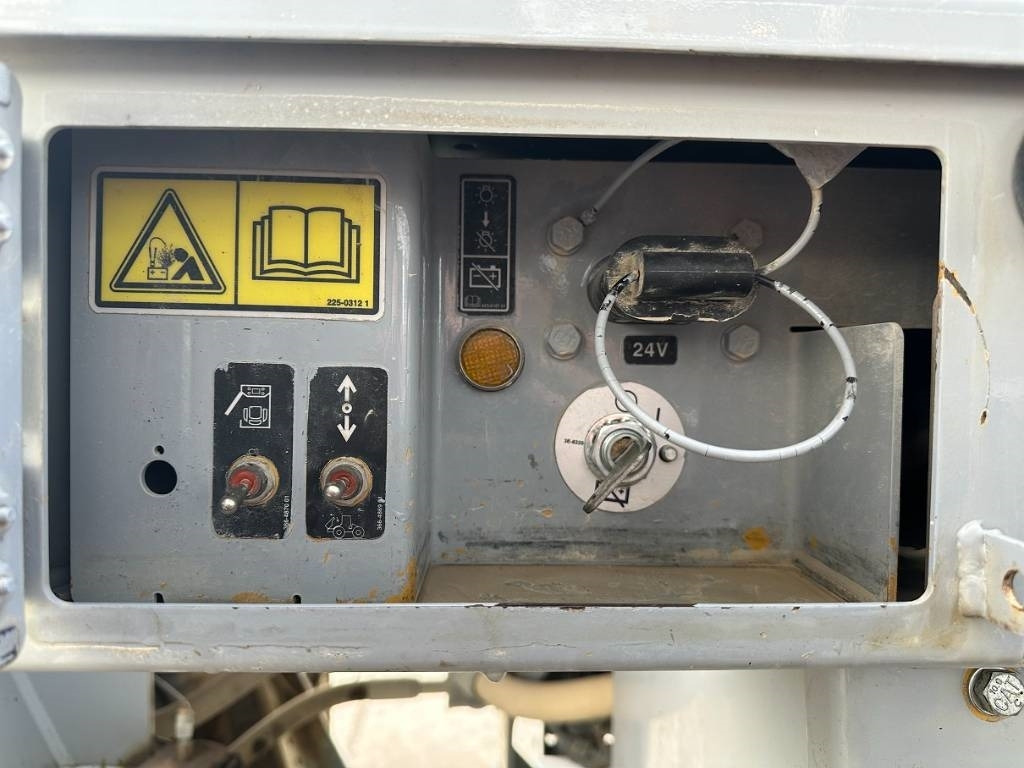 Radlader CAT 962 M (NEW REMAN ENGINE): das Bild 12