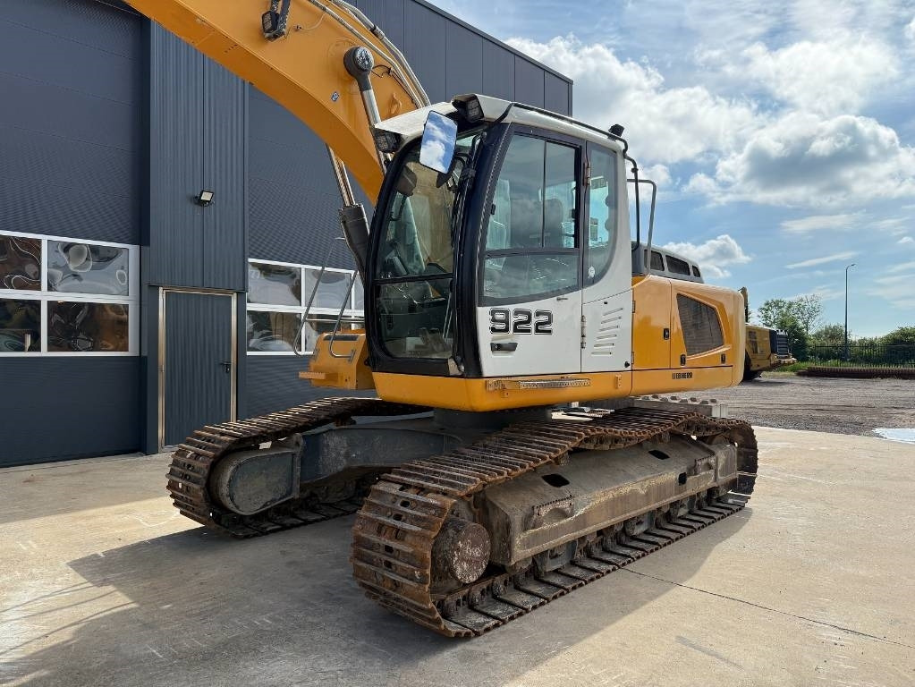 Kettenbagger Liebherr R 922 LC: das Bild 14