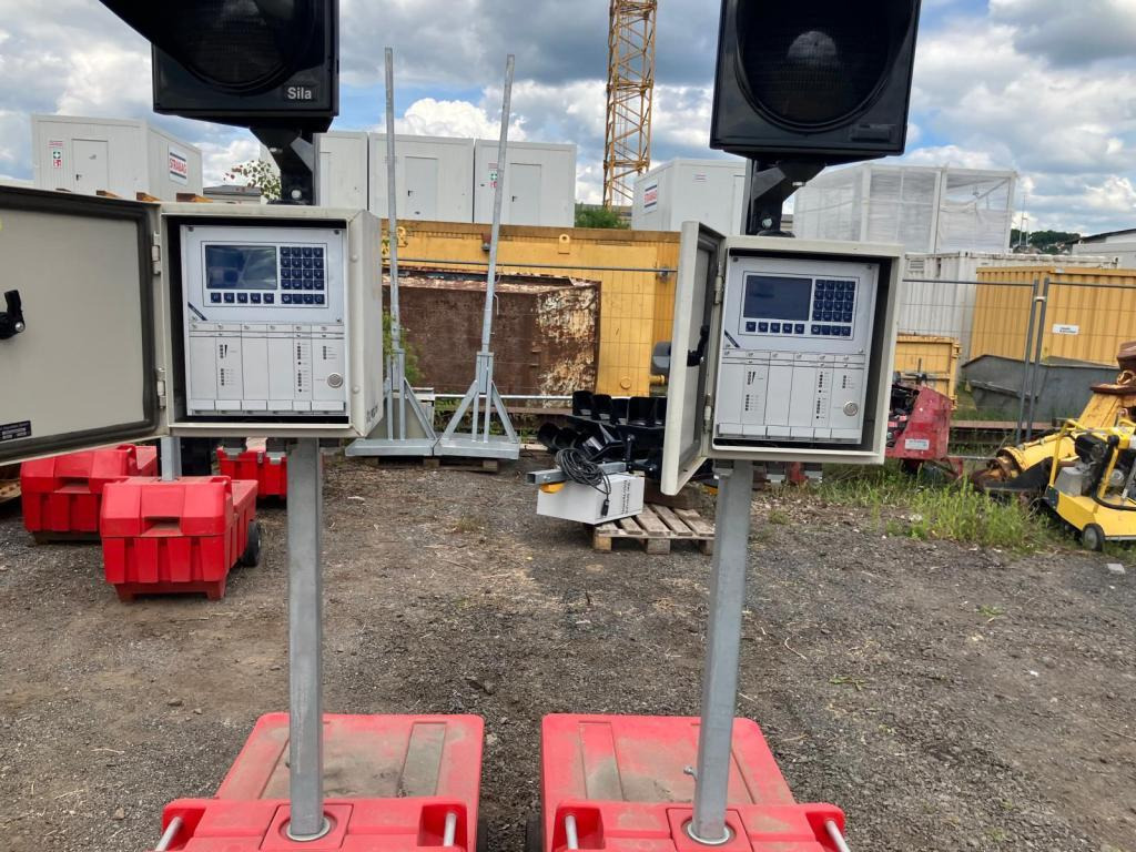 2x 2018 SILA CONTROL - Baugeräte: das Bild 5 2x 2018 SILA CONTROL - Baugeräte: das Bild 5