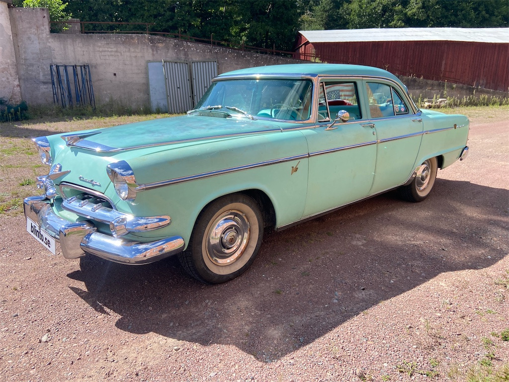 DODGE CUSTOM ROYAL - PKW: das Bild 1 DODGE CUSTOM ROYAL - PKW: das Bild 1