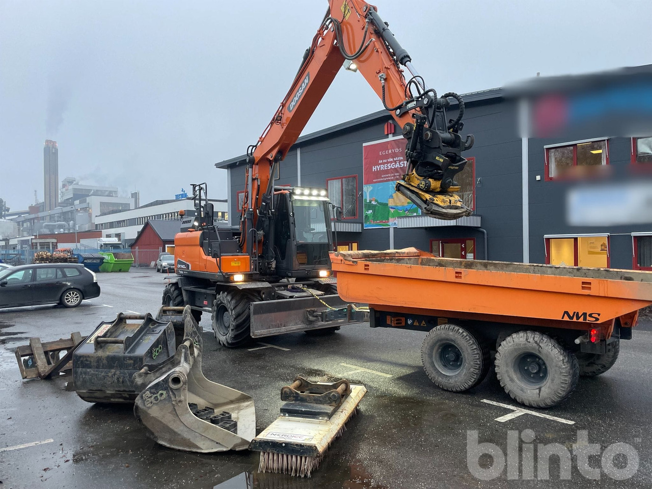 Doosan Dx140 + Dumperkärra o redskap - Umschlagbagger: das Bild 1 Doosan Dx140 + Dumperkärra o redskap - Umschlagbagger: das Bild 1