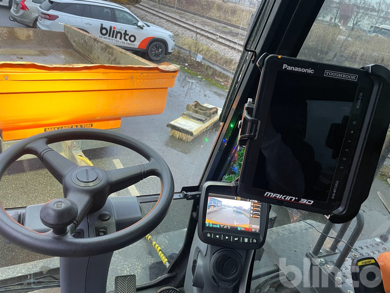 Umschlagbagger Doosan Dx140 + Dumperkärra o redskap: das Bild 13 Umschlagbagger Doosan Dx140 + Dumperkärra o redskap: das Bild 13