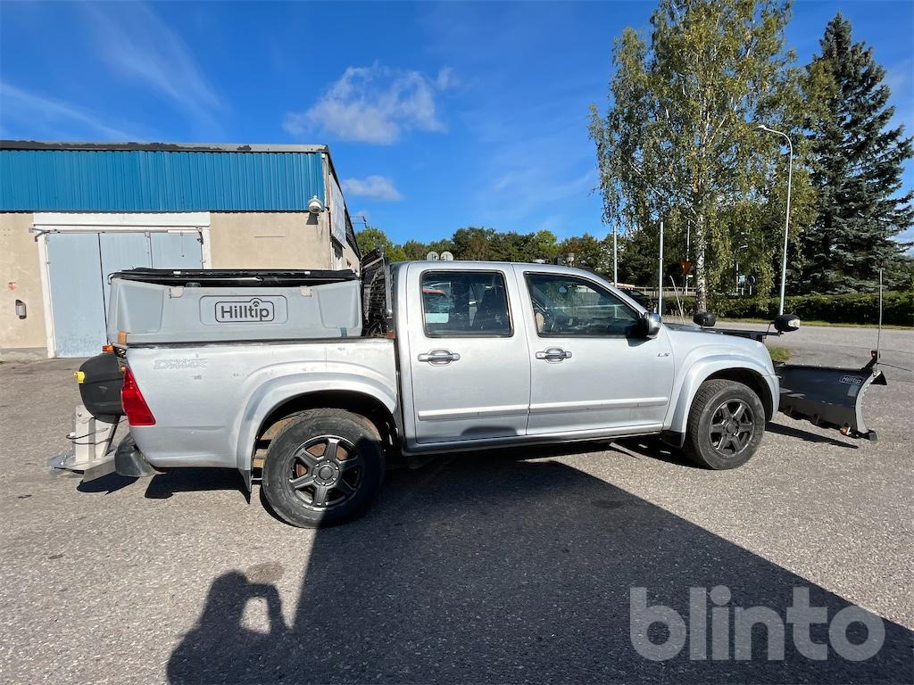 ISUZU CREW 3.0 AT med vikplog och sandspridare - Pick-up: das Bild 4 ISUZU CREW 3.0 AT med vikplog och sandspridare - Pick-up: das Bild 4
